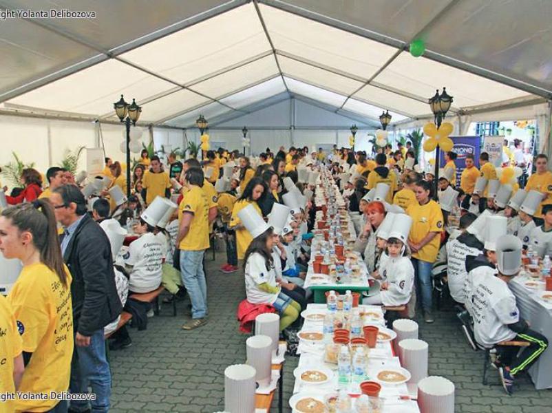 Food_ Revolution_ Day (24)